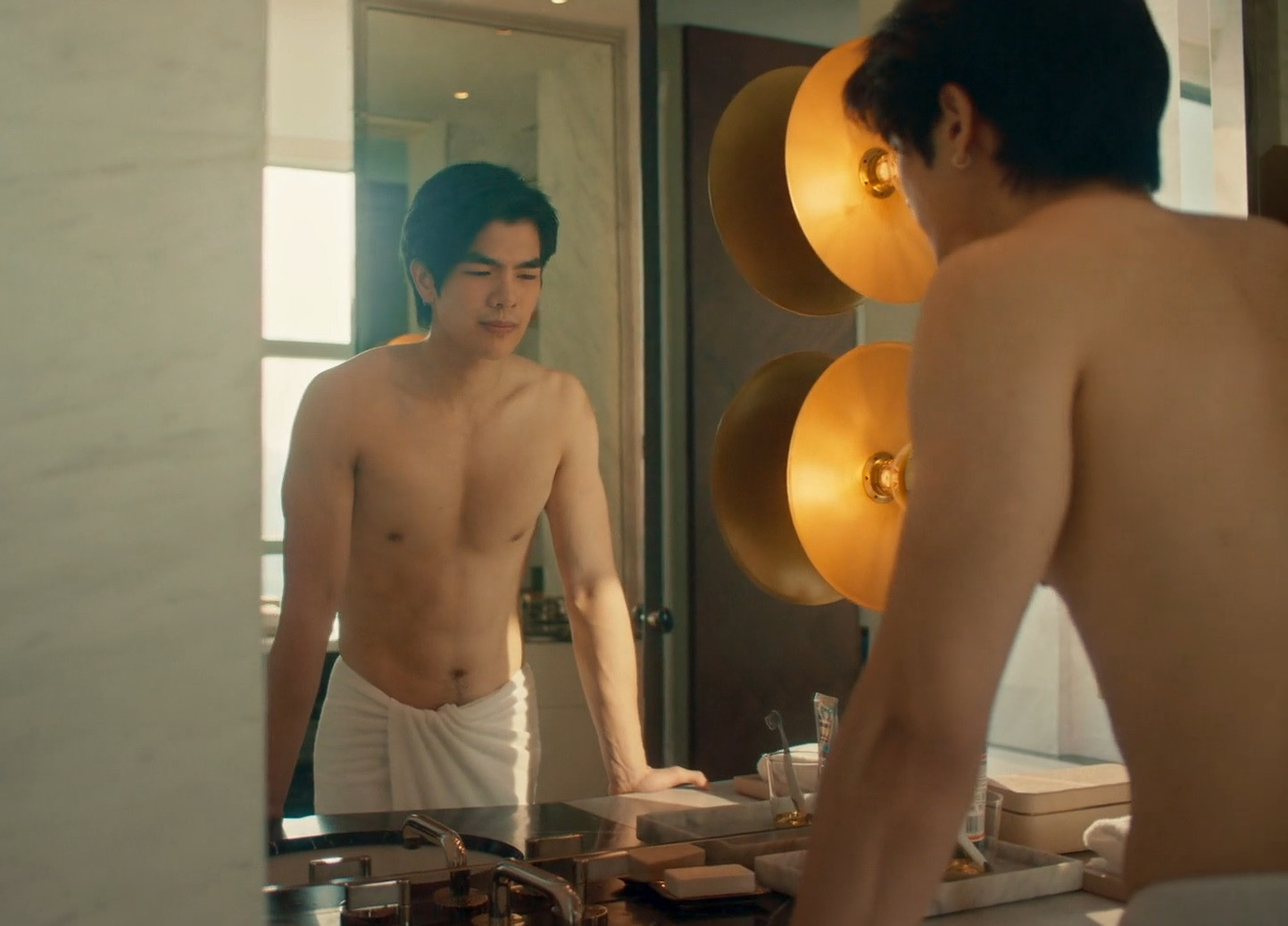 Half-Naked Kinn in Front of the Mirror