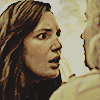 shauna kissing melissa in yellowjackets
