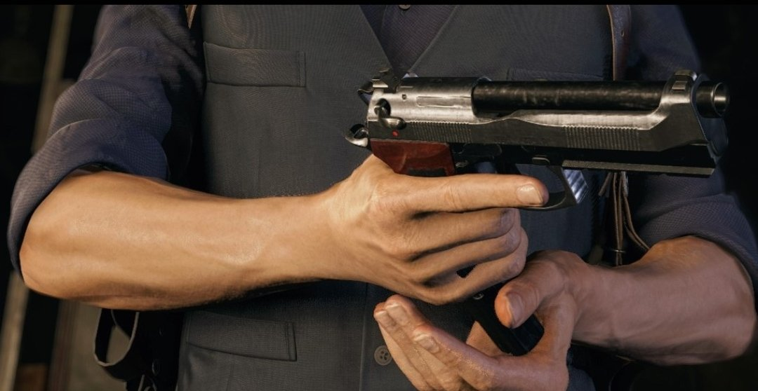 re4r gun hands