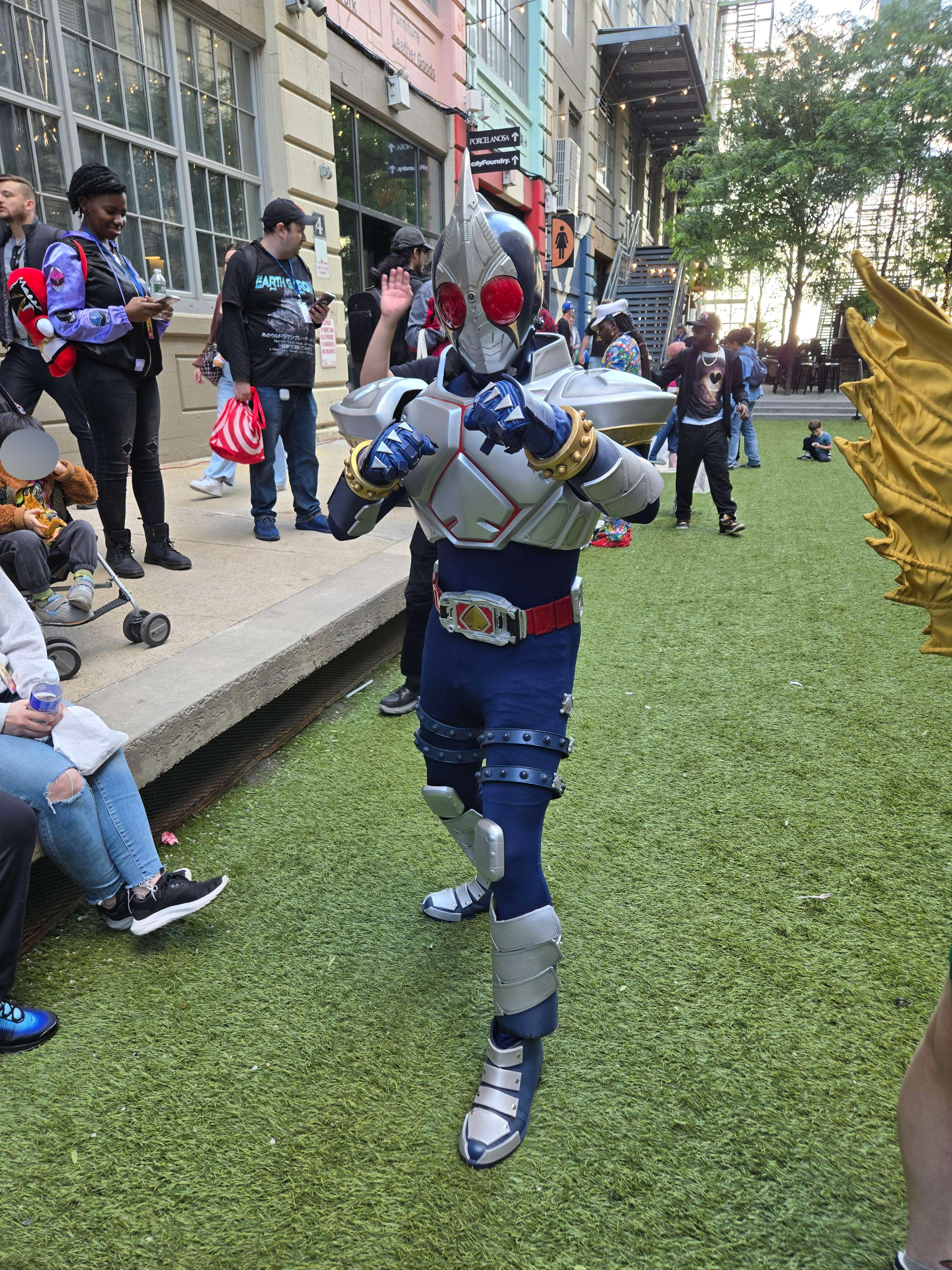 A Kamen Rider Blade Cosplay.