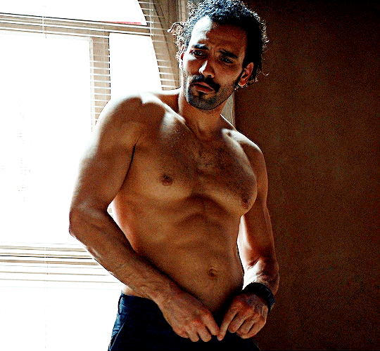 tumblr_4528c73d81d3d495124e76364f0ac1c7_48e68074_540.gif
