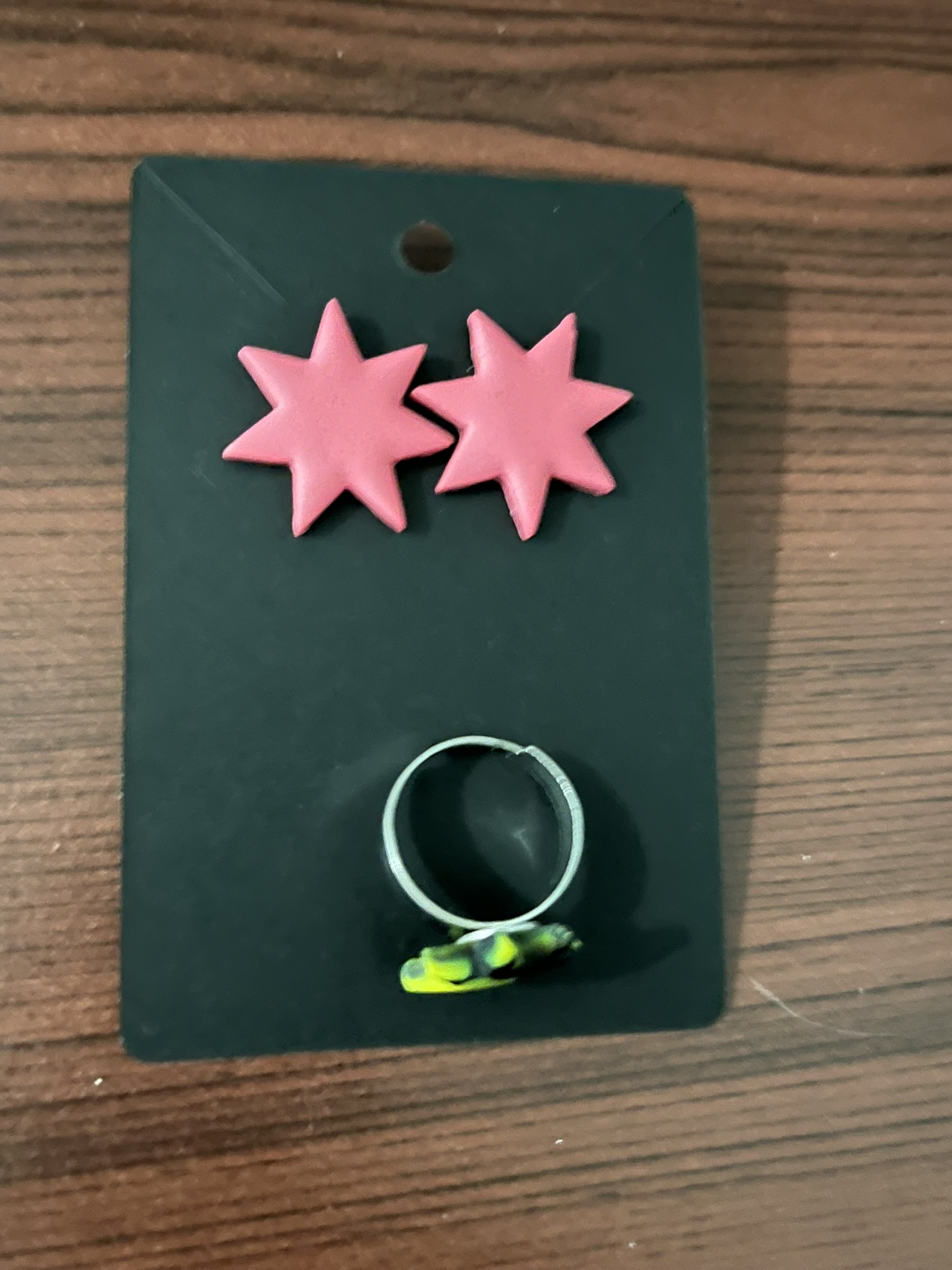 Earrings and adjustable ring.